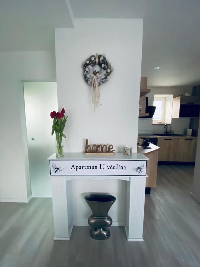 Apartman U Vcelina Chlumec nad Cidlinou Eksteriør billede